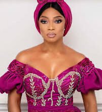 Toke Makinwa Biography